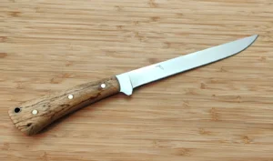 Alternate side of Bur Oak Plateau fillet knife #464 showing the Florida etch on the 7-inch blade and figuring in the Bur Oak handle